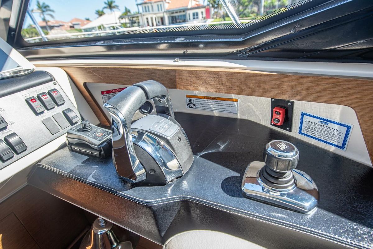 2014 Sea Ray 51 