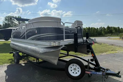 Qwest 816 Luxury Series