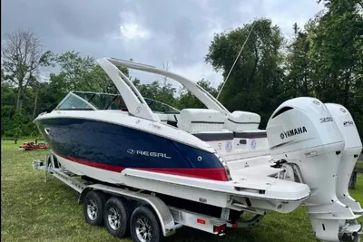 Regal 290 OBX Bow Rider