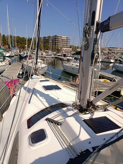 Quantum Joy Yacht Photos Pics 