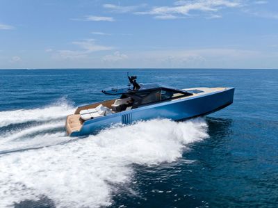 Yacht
