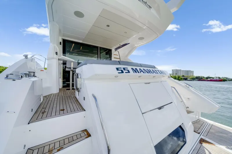  Yacht Photos Pics 2025 Sunseeker Manhattan 55 - Image 10