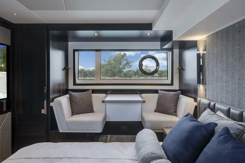  Yacht Photos Pics 2025 Sunseeker Manhattan 55 - Image 40