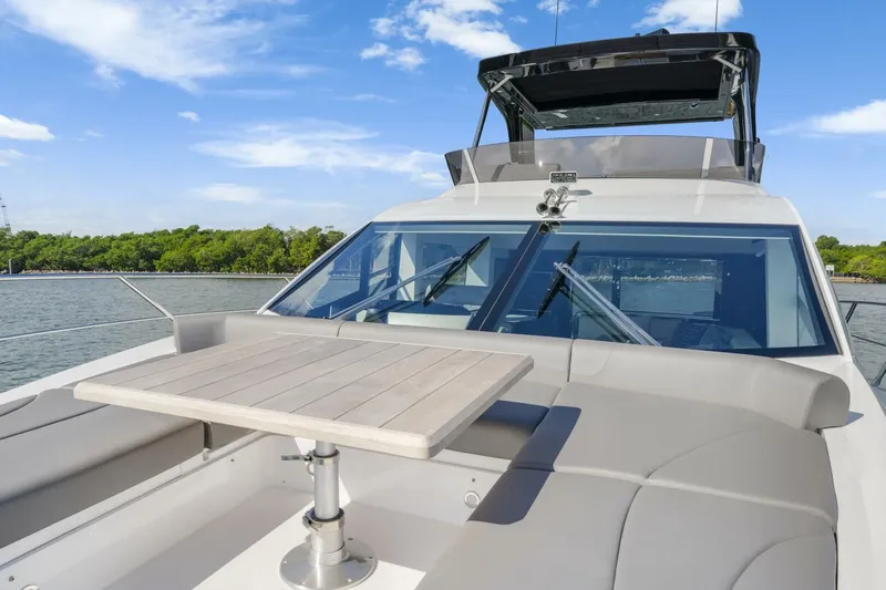  Yacht Photos Pics 2025 Sunseeker Manhattan 55 - Image 64