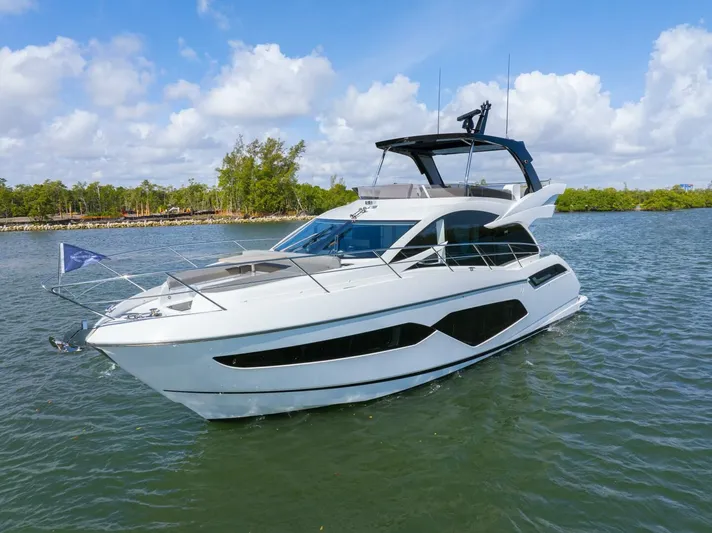  Yacht Photos Pics 2025 Sunseeker Manhattan 55 - Image 4