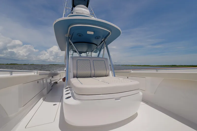 Patriot Yacht Photos Pics 2022 Valhalla Boatworks V41, sleek design, spacious deck, under clear blue sky.