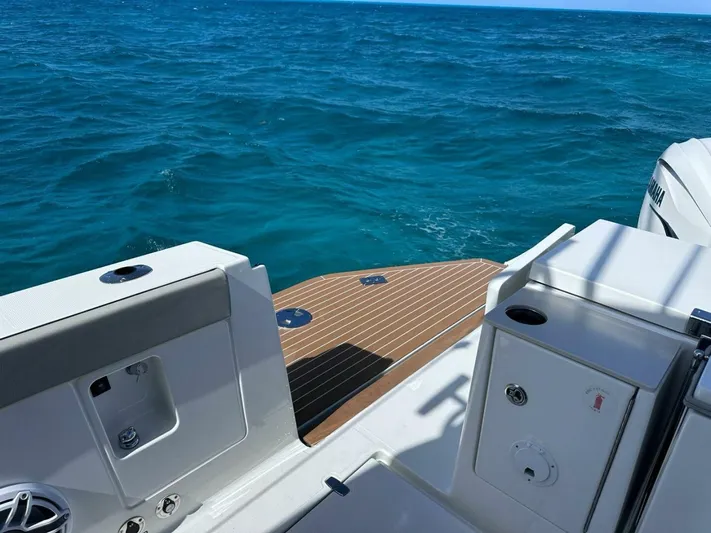  Yacht Photos Pics 2024 Pursuit Os 445 - Image 4