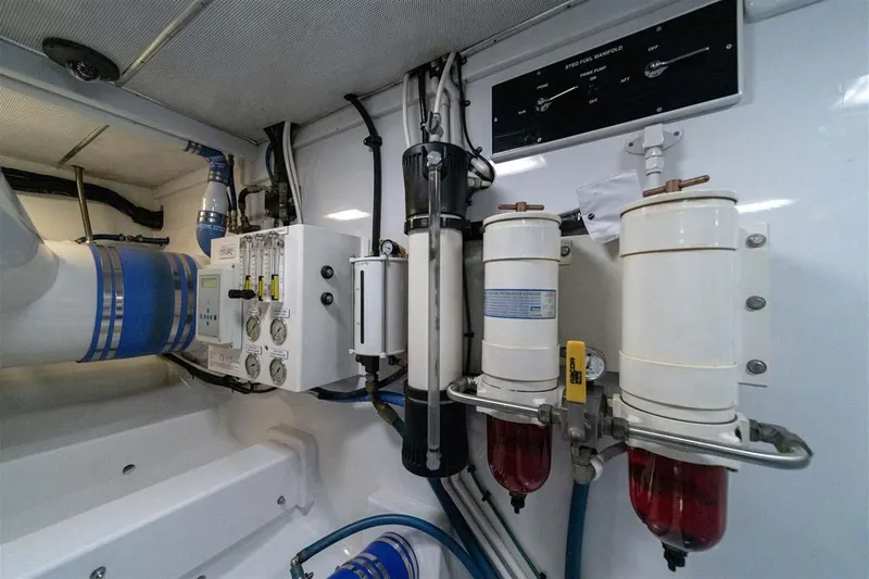 Silky Yacht Photos Pics Double Racor Fuel Filters