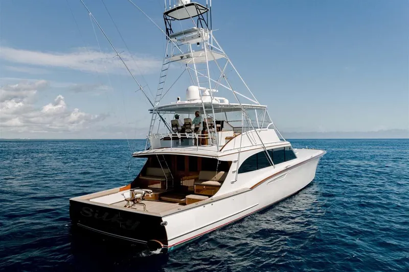 Silky Yacht Photos Pics Starboard Aft Quarter