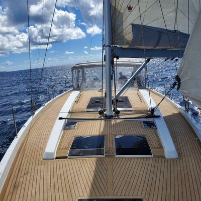 Yacht