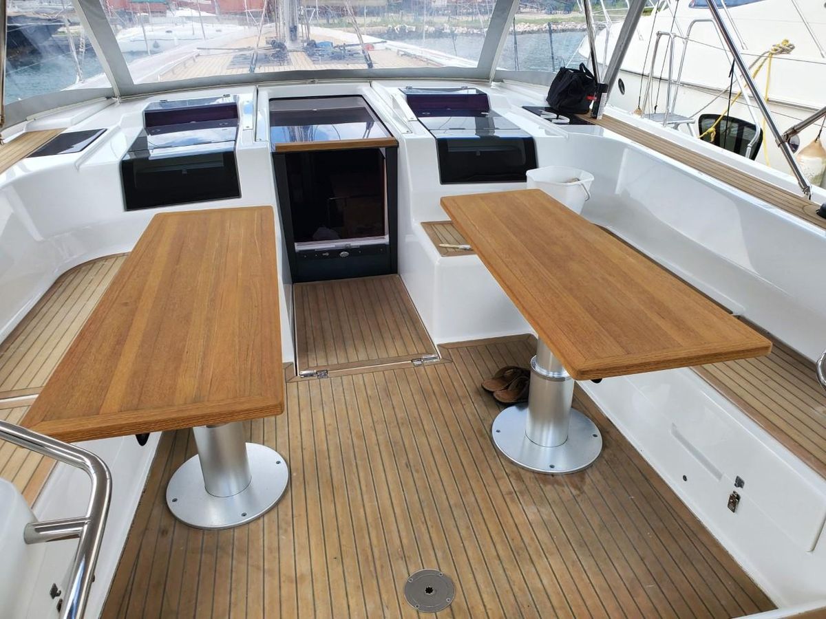 2016 Hanse 57 