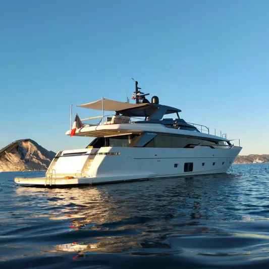 T-b Yacht Photos Pics 2022 Sanlorenzo SL96A