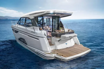 Bavaria R40