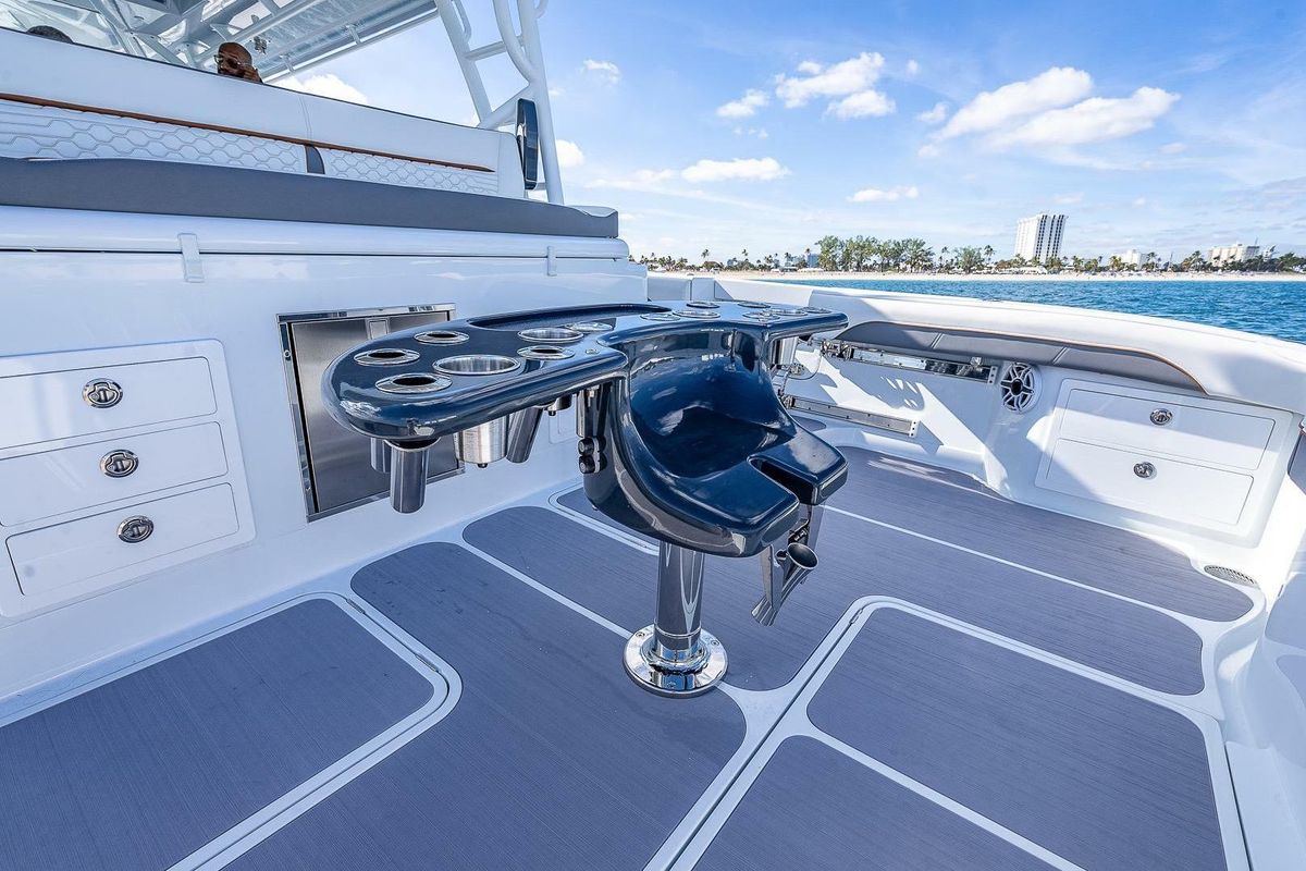 2024 Yellowfin 54 