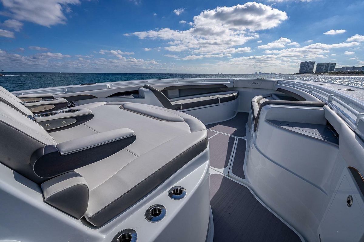 2024 Yellowfin 54 