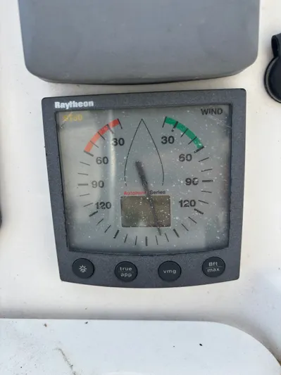 Royal Dawn Yacht Photos Pics Raytheon wind gauge on a 2001 Hunter 460 sailboat dashboard.