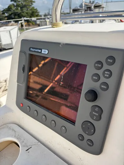 Royal Dawn Yacht Photos Pics Raymarine C80 navigation display on 2001 Hunter 460 sailboat.