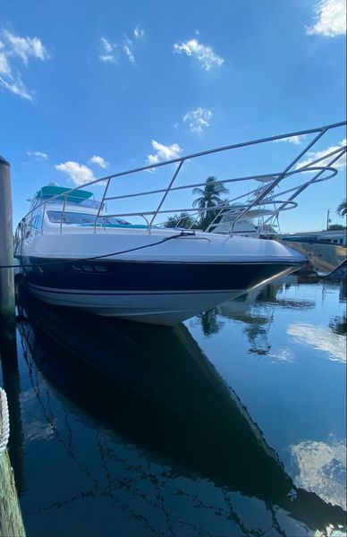 2008 Azimut 68E