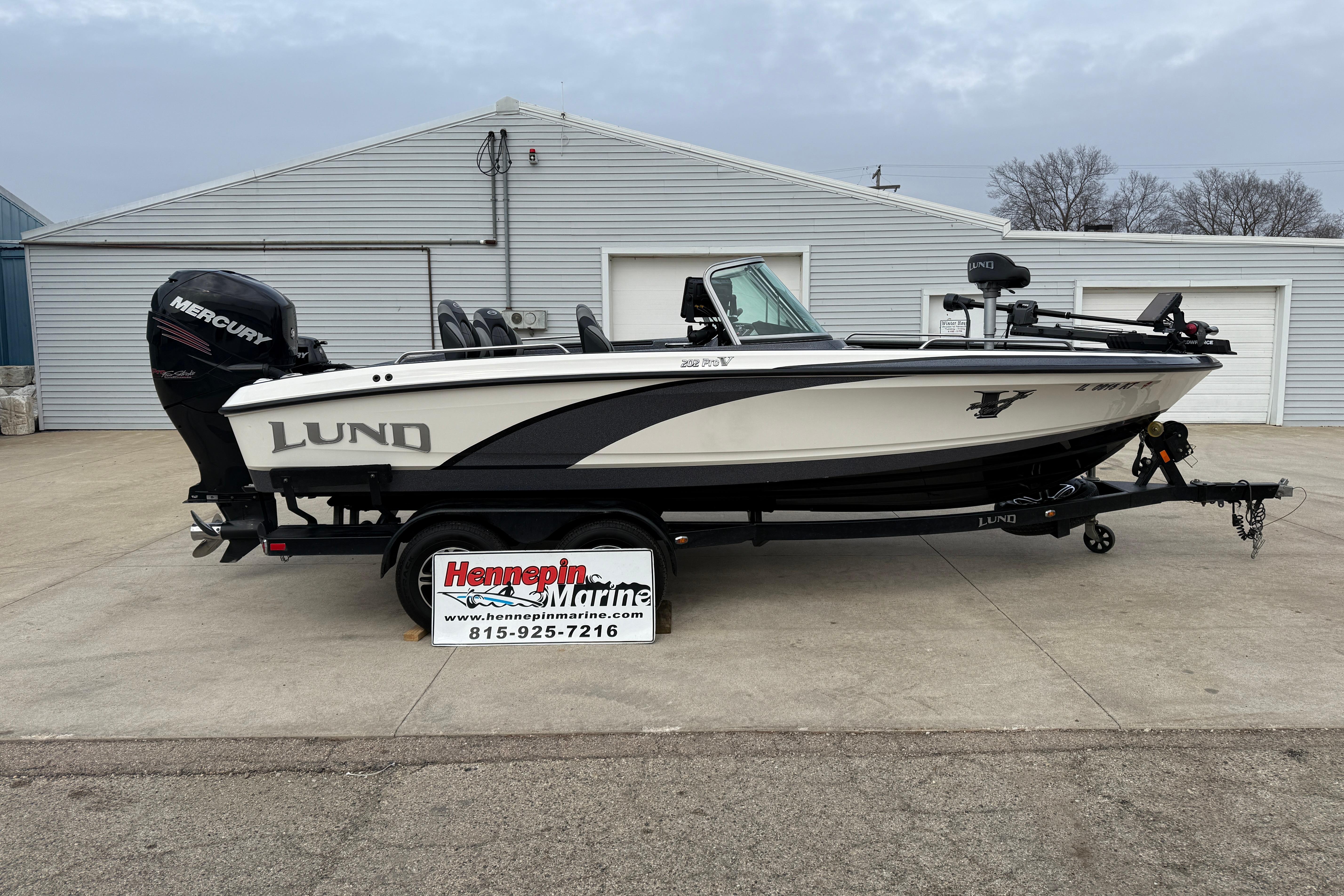 Lund 202 Pro-V GL