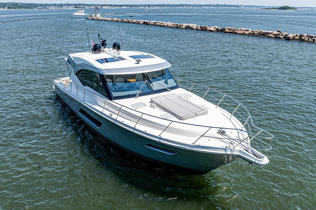 2021 Riviera 57 