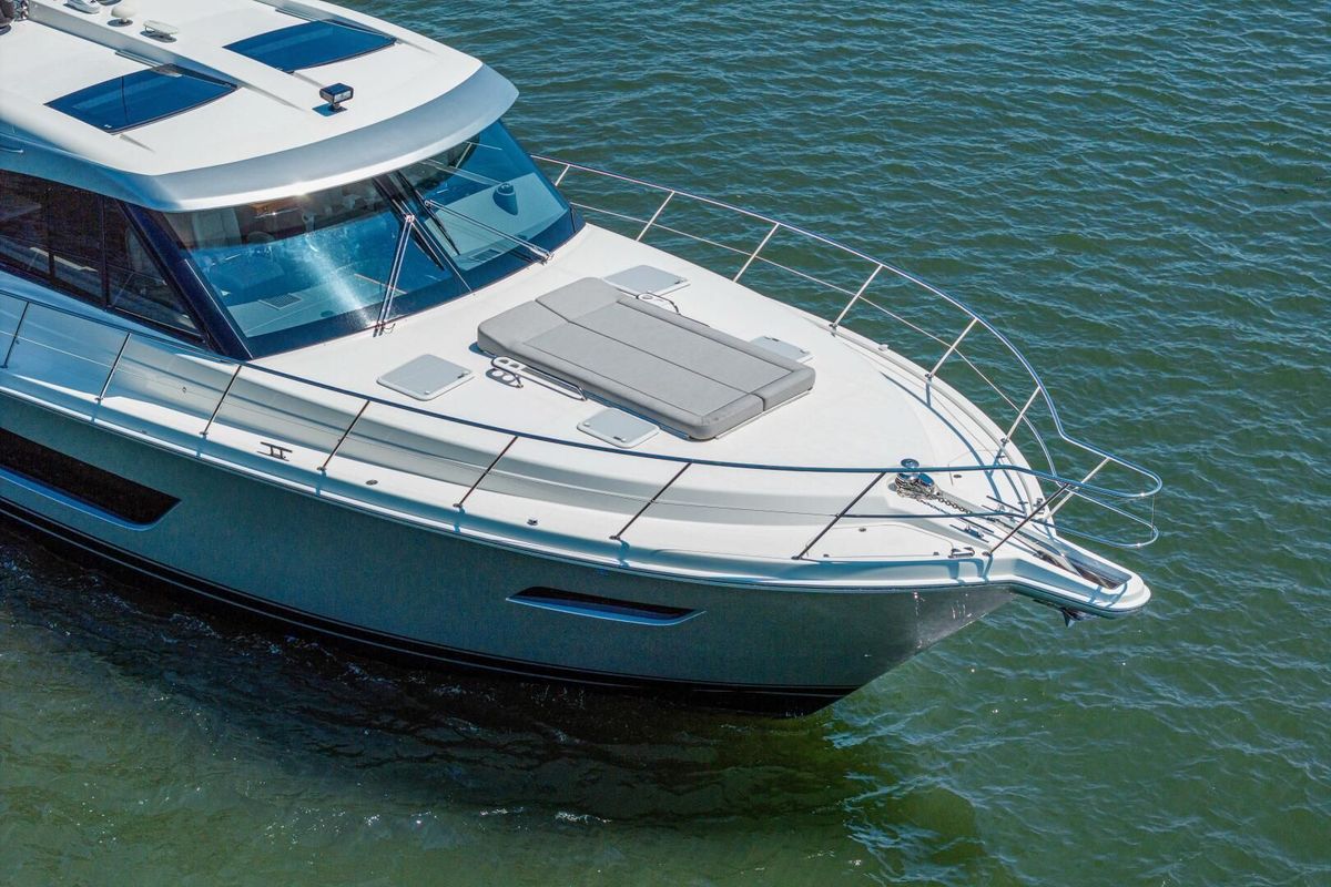 2021 Riviera 57 