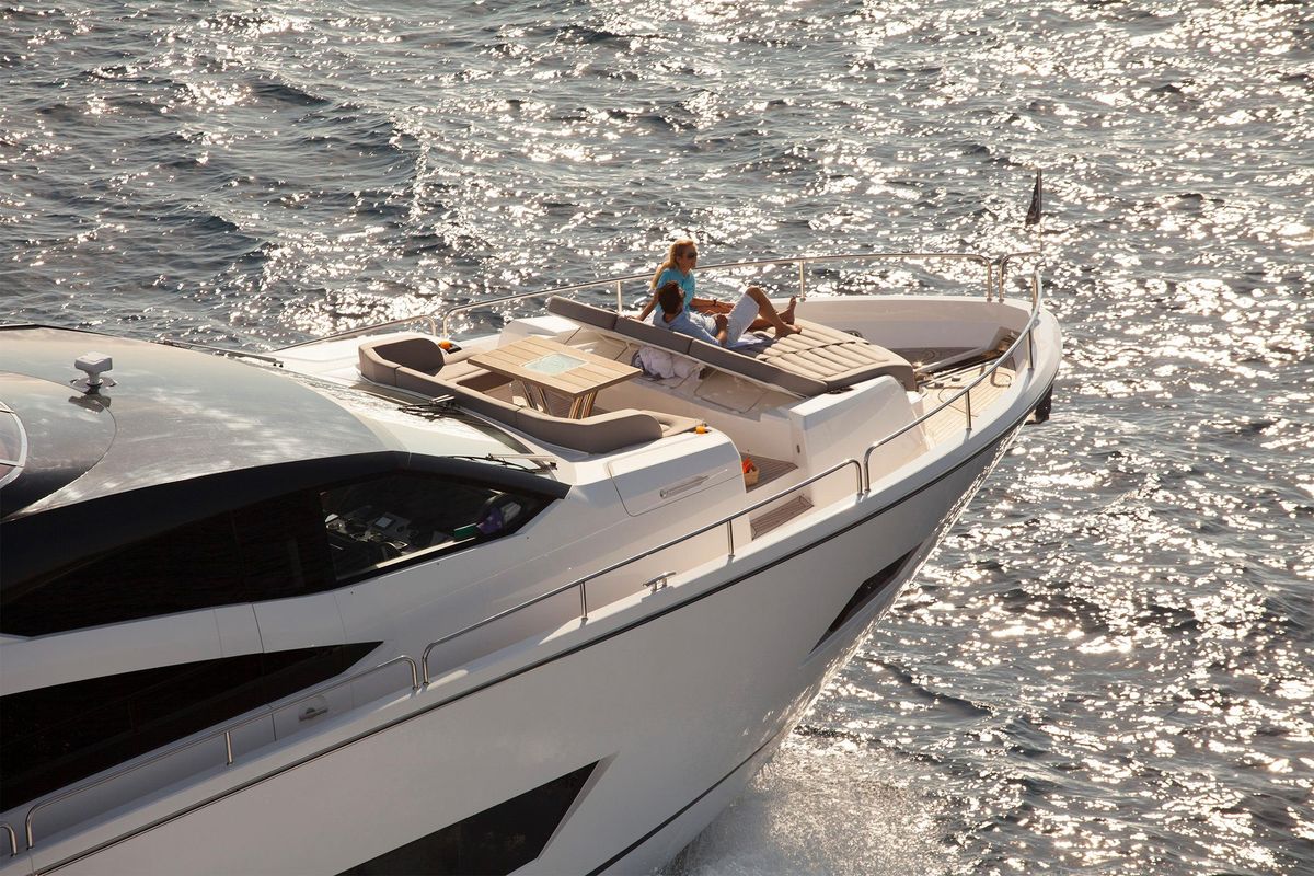 2016 Sunseeker 86 