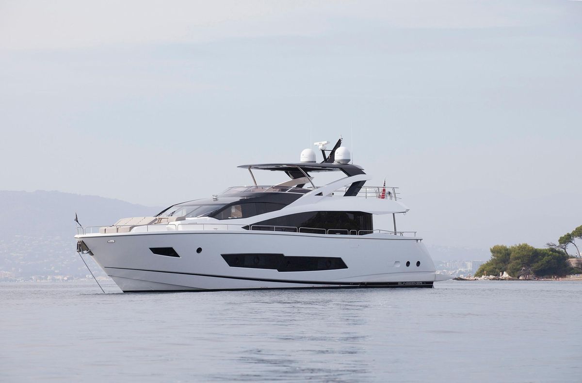 2016 Sunseeker 86 