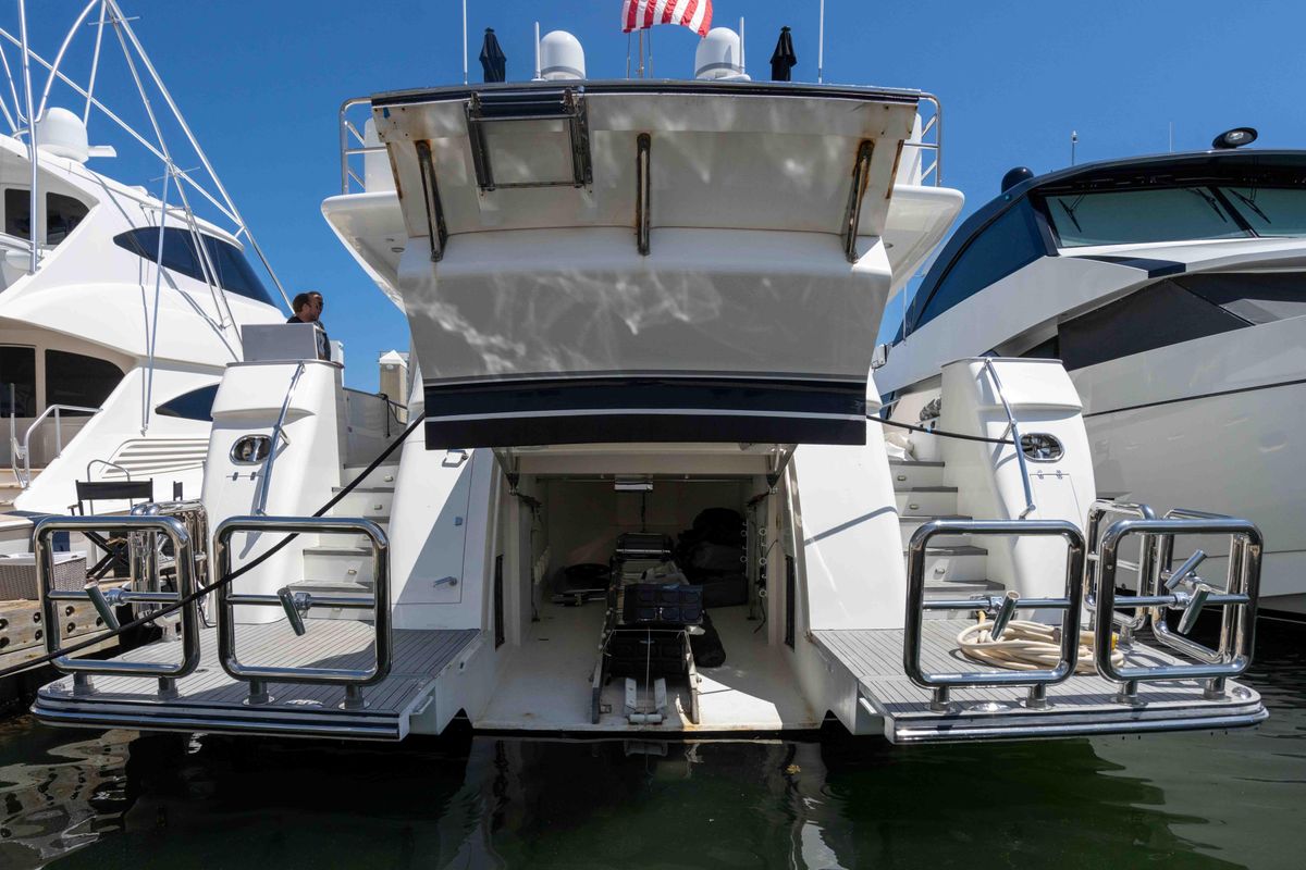 2005 Johnson 87 