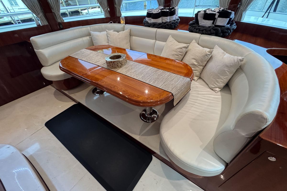 2005 Johnson 87 