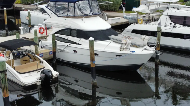 M&m Yacht Photos Pics 