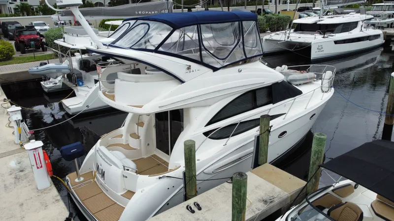 M&m Yacht Photos Pics 