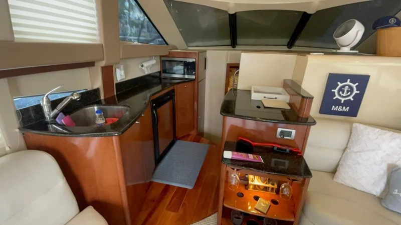 M&m Yacht Photos Pics 