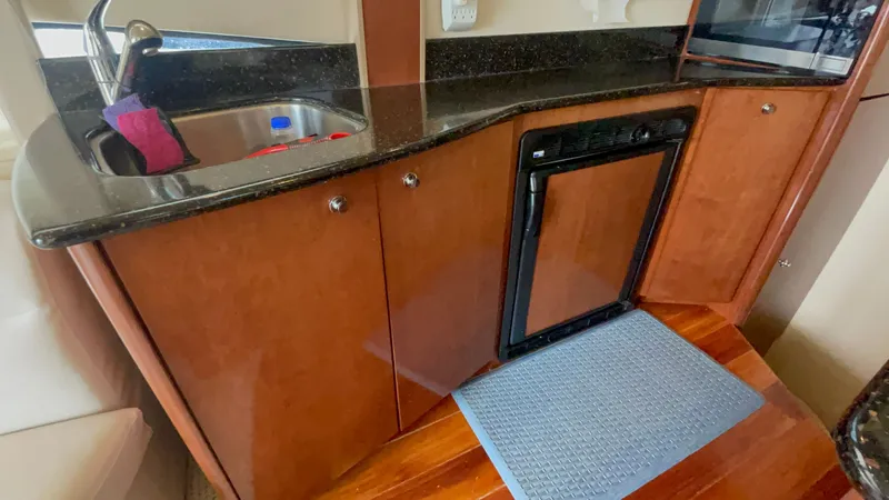 M&m Yacht Photos Pics 