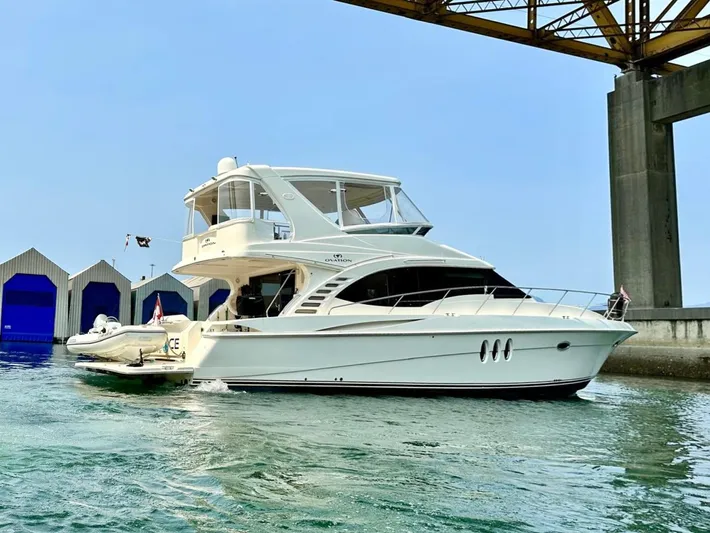 Hippeace Yacht Photos Pics 