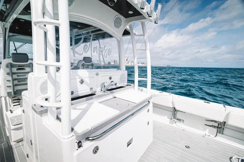 Relapse Yacht Photos Pics 2021 HCB 42 Lujo boat interior with ocean view, featuring sleek design and modern amenities.