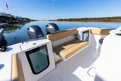 Sportsman Open 262 Center Console