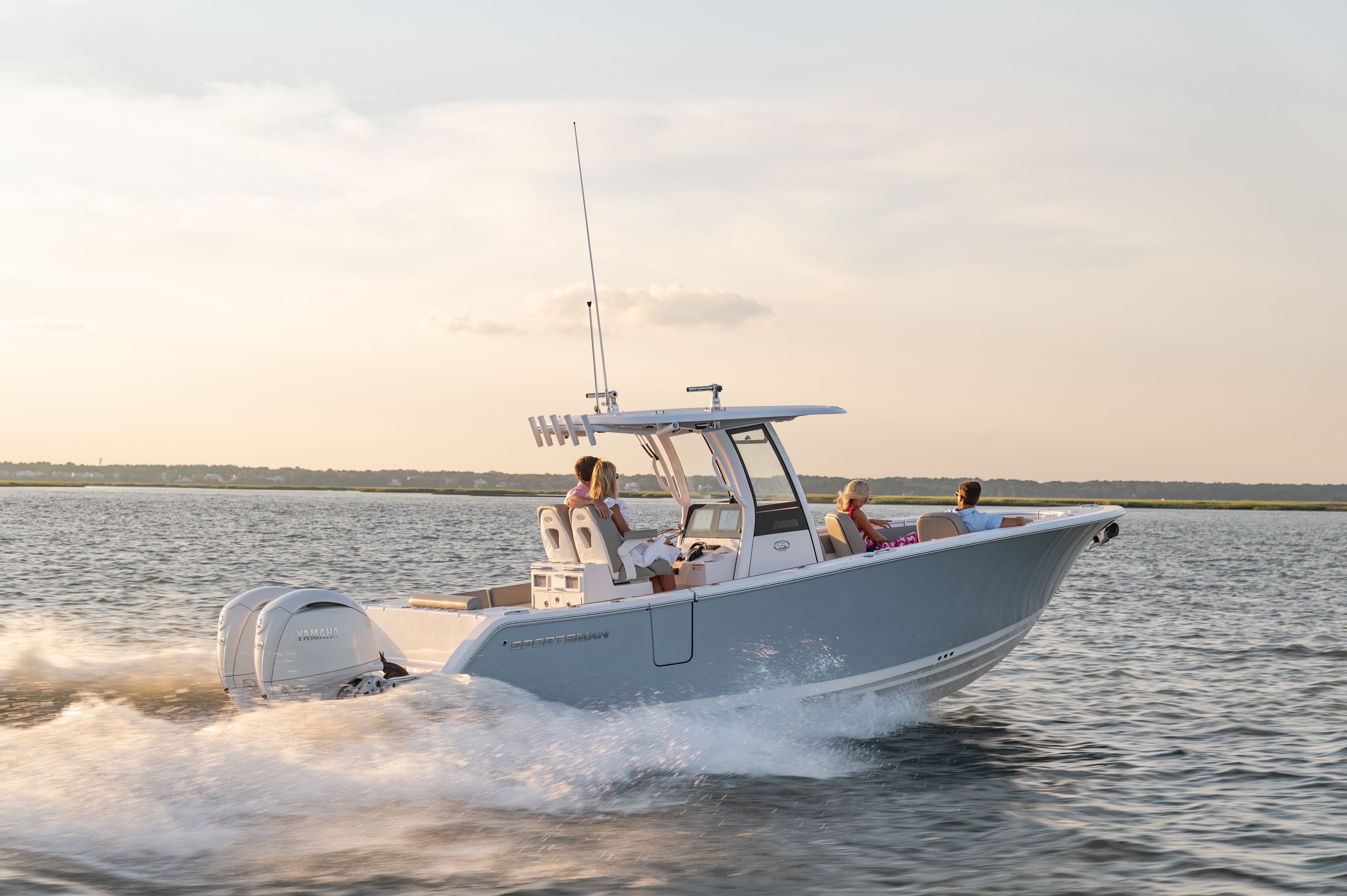 Sportsman Open 262 Center Console