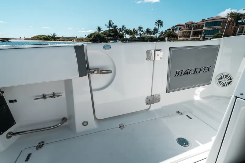  Yacht Photos Pics 2020 Blackfin 332 CC boat interior with sleek design and ocean view.