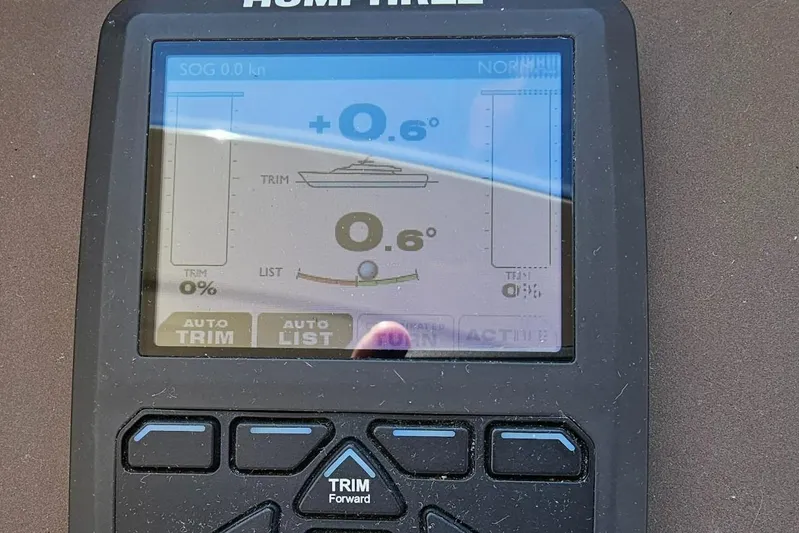  Yacht Photos Pics Humphree control panel on 2015 Azimut Atlantis 50 yacht, displaying trim and list settings.