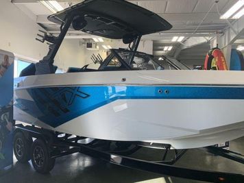 ATX Surf Boats 22 Type-S