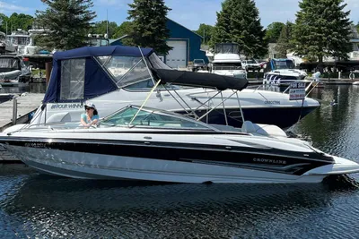 Crownline 230 LS