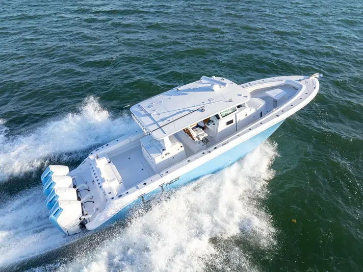  Yacht Photos Pics 2025 Hcb 42 Lujo - Image 4