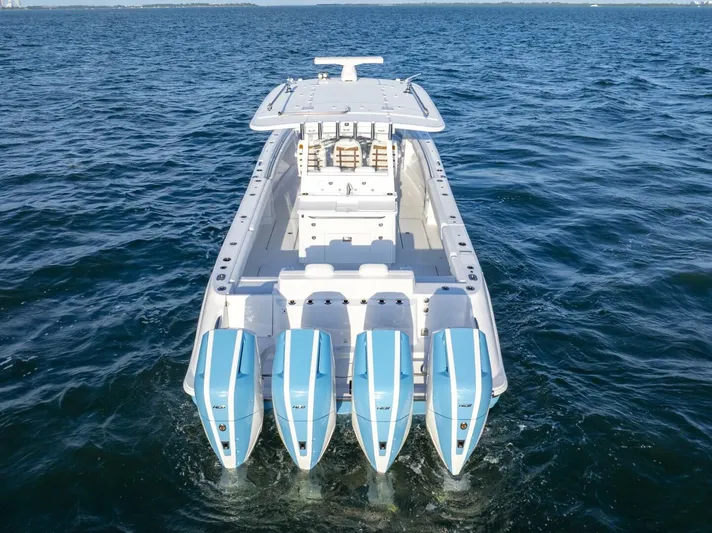  Yacht Photos Pics 2025 Hcb 42 Lujo - Image 8