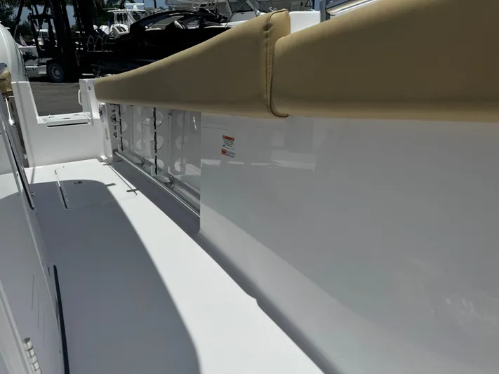  Yacht Photos Pics 2025 SPORTSMAN 252 OPEN - Image 10