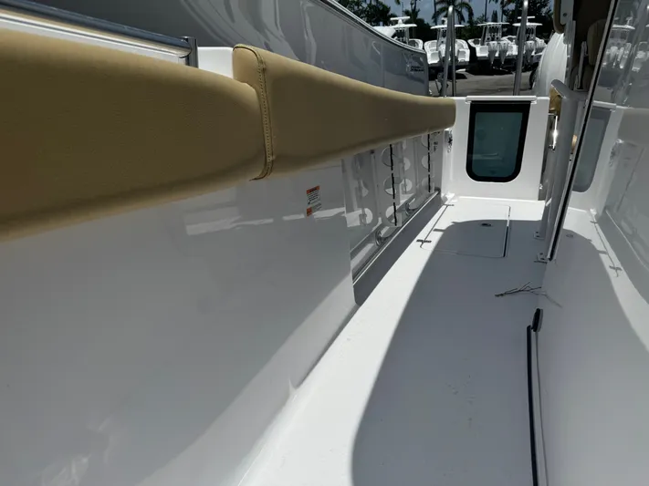  Yacht Photos Pics 2025 SPORTSMAN 252 OPEN - Image 11