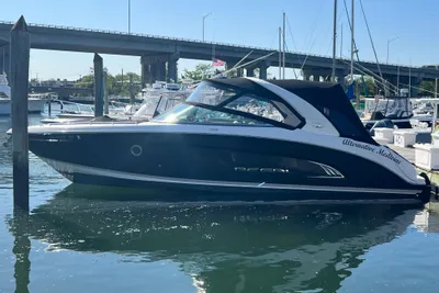 Regal 3200 Bowrider