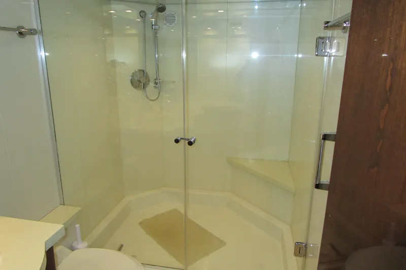 Shore Girl Yacht Photos Pics Master shower