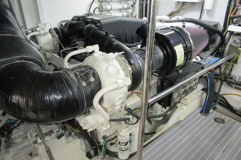 Shore Girl Yacht Photos Pics Port engine