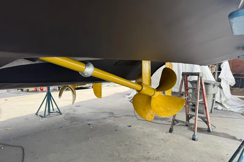 Shore Girl Yacht Photos Pics January 2026 Bottom Service