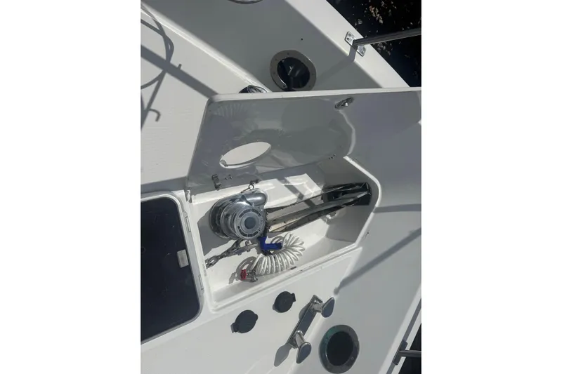 Shore Girl Yacht Photos Pics Windlass detail